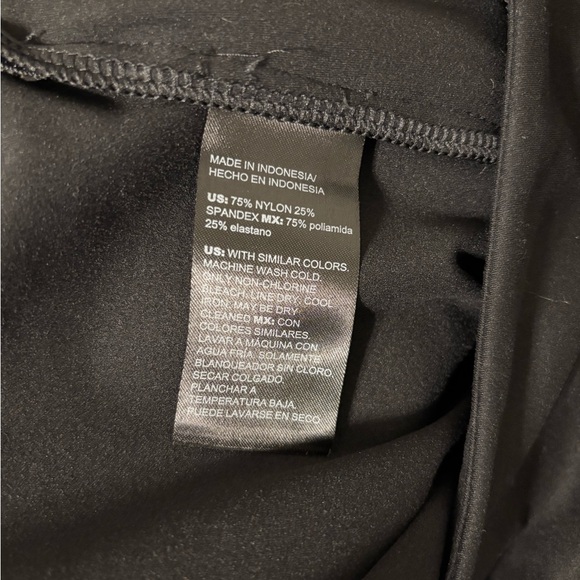 Chicos Women’s Black‎ Pants With Pockets 2R/Large - Picture 3 of 7